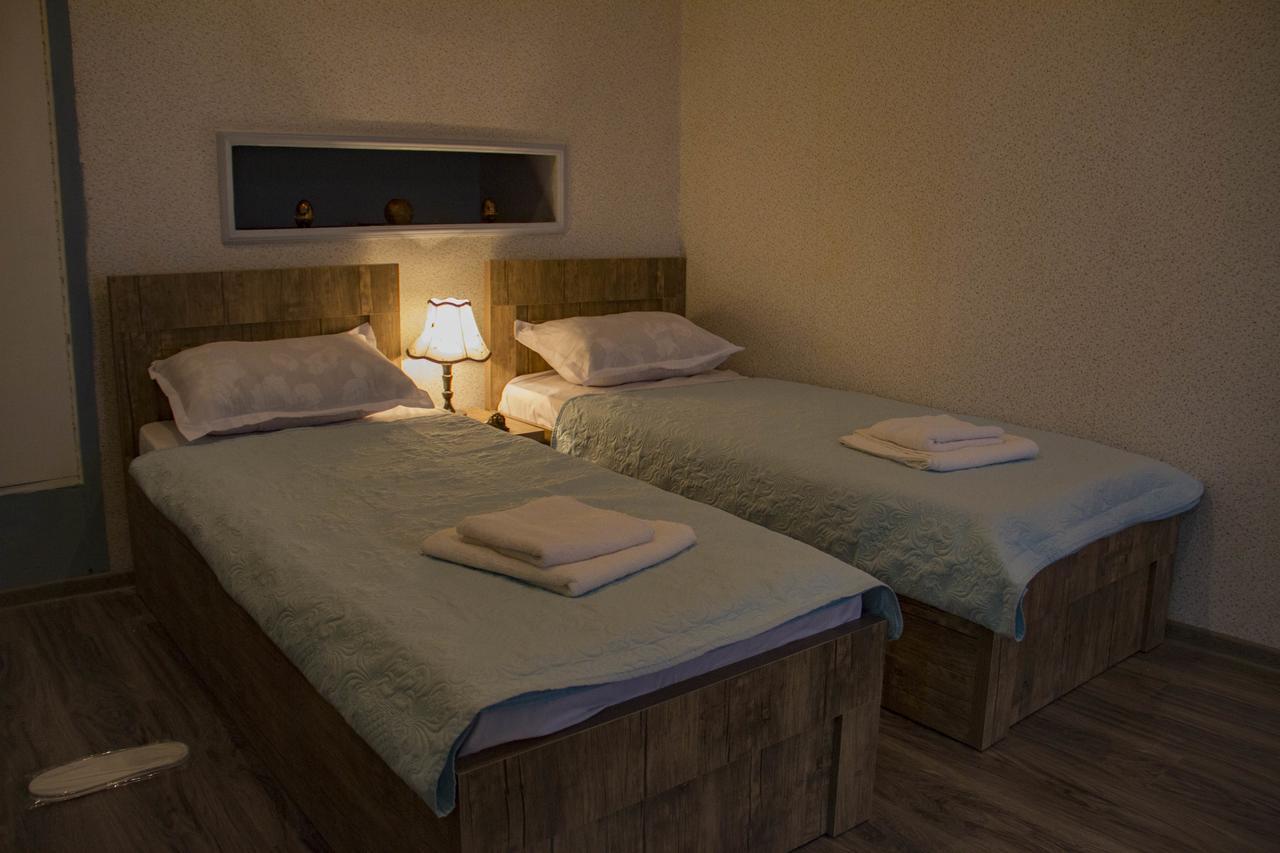 Guest House Ketrin Tbilisi Buitenkant foto