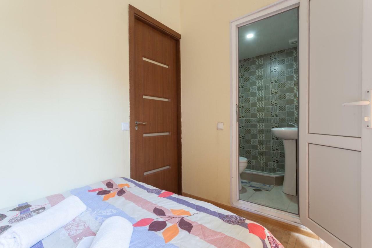 Guest House Ketrin Tbilisi Buitenkant foto