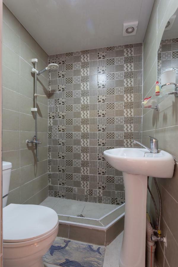 Guest House Ketrin Tbilisi Buitenkant foto